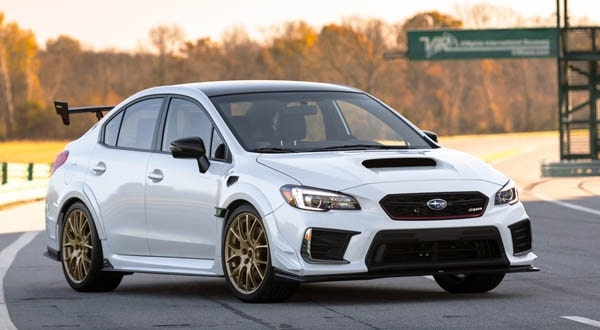 фото subaru WRX STI